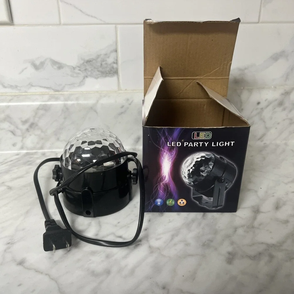 LED Galaxy Starry Night Light‎ Projector Ocean Star Sky Xmas Party Birthday Lamp
